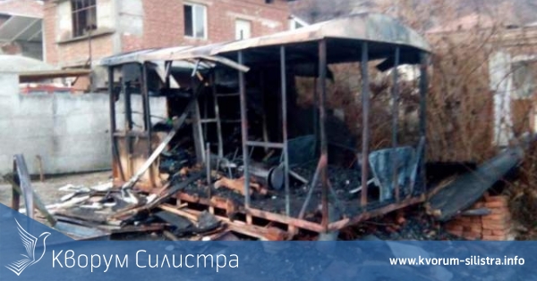 Фургон изгоря при пожар в Добротица