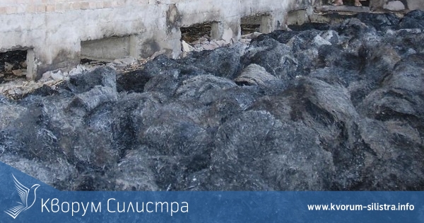 Два тона фураж изгоряха в силистренско село