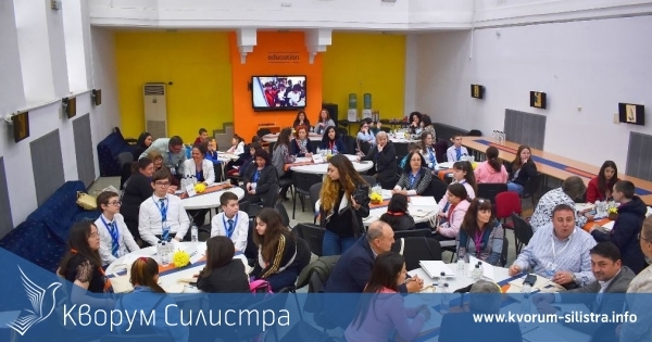 Кайнарджанско училище участва на среща за обмен на практики в Разград