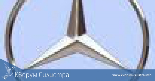 Потрошиха лек автомобил "Мерцедес" в областния град