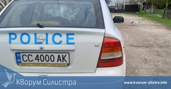 Кола се преобърна по таван, възрастна жена е в болница