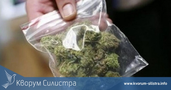 Ученик търка наровете в Силистра заради дрога в джобовете
