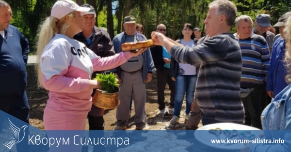 Кметът на Алфатар, служители и дарители възстановиха запуснатата местност "Гергана"