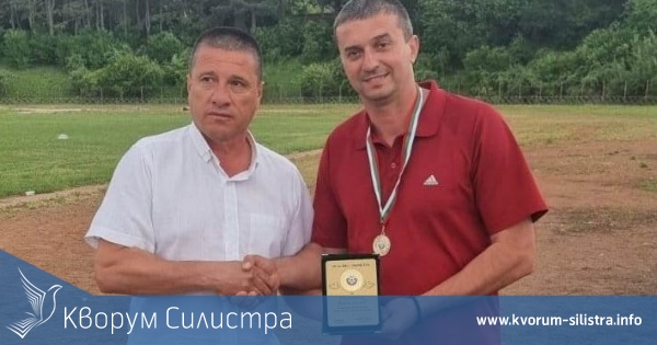 Димитър Перчемлиев с награда за принос в развитието на футбола в Силистренско