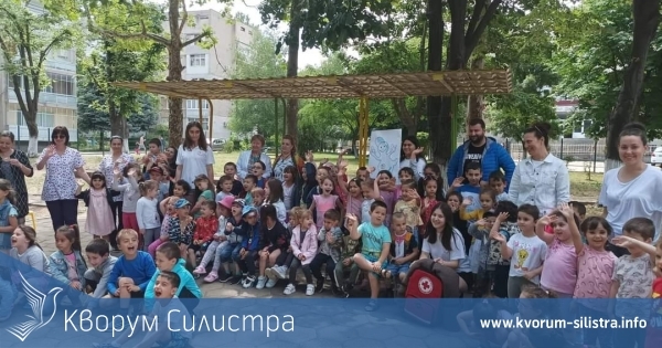 Младежите от Червения кръст гостуваха в силистренска детска градина