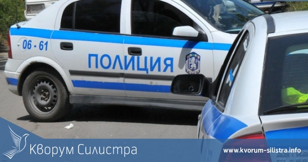 Пиян шофьор се заби в дърво, пострада спътника му