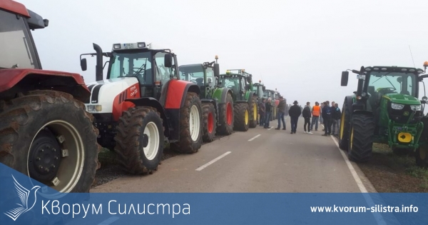 Земеделци изкарват трактори и комбайни на улиците на Силистра