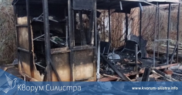 Фургон изгоря в село Шуменци