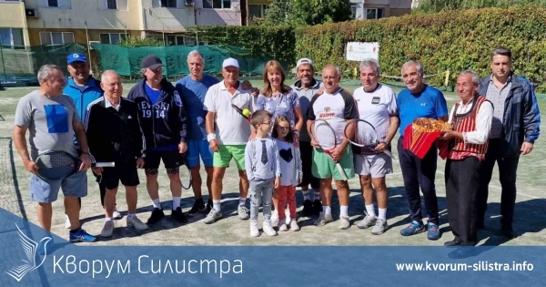 Мануела Малеева награди победителите в тенис турнир в Силистра