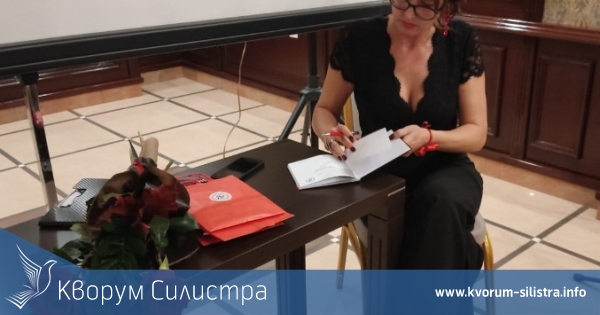 Руми Петрова: Всеки един стих е преминал през сърцето и душата ми