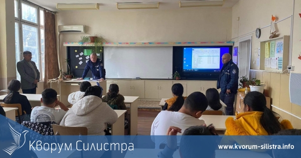 Полицейски инспектори влязоха в училище в Калипетрово