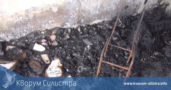 Късо съединение причини пожар в къща в Срацимир