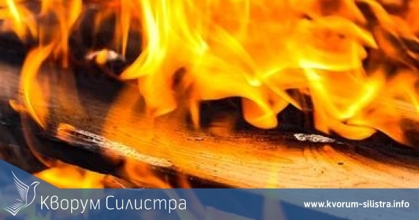 Неизправен комин подпали таван и мебели в Белица