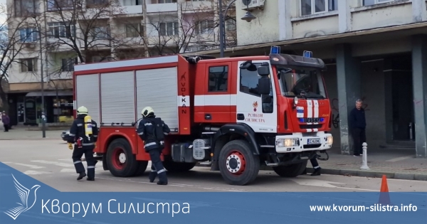 Гараж и стая в къща изгоряха в дуловски села