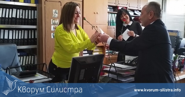 Цвете от кмета в Дулово