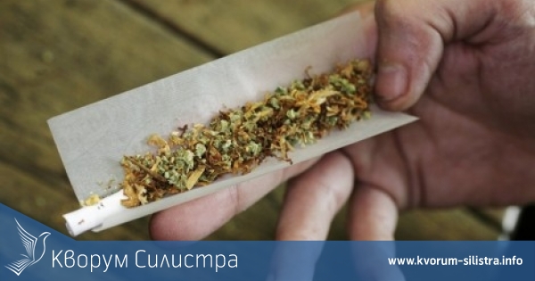 Задържаха ученик с канабис в село Търновци