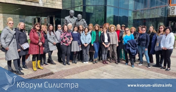 Учители и ученици от Езикова гимназия гостуваха в Смолян