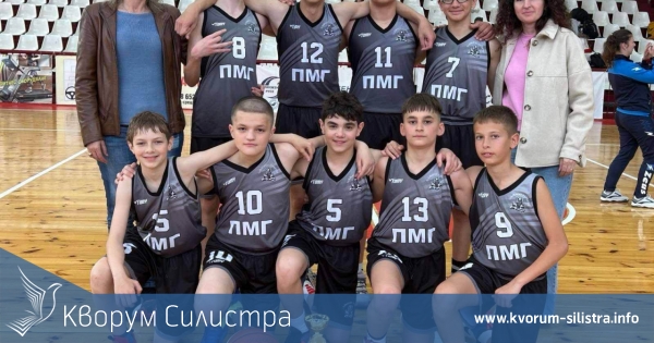 Баскетболистите на ПМГ "Св. Климент Охридски" се класираха за републиканските финали