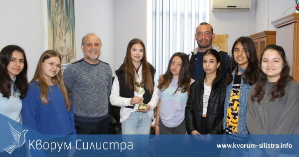 Училищният отбор по лека атлетика на ОУ "Свети свети Кирил и Методий" - Силистра с трето място на Зоналното първенство