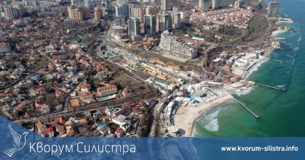 Затвориха плажовете на Одеса и забраниха къпането в Черно море