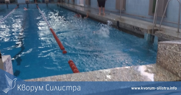 Предлагат вдигане на таксите за посещения на закрития градски басейн в Силистра