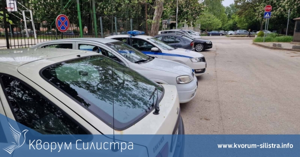 Пенсионер блъсна кола на паркинг, силистренските полицаи не повярваха на наглостта му