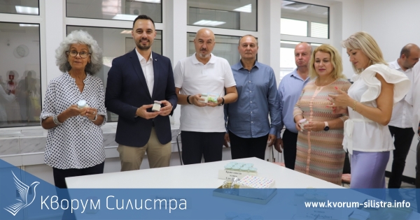 Областният управител на Силистра на Панаира на киселото мляко