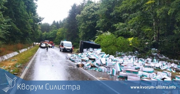 Румънски тир с лепила затвори за 7 часа пътя Разград – Търговище