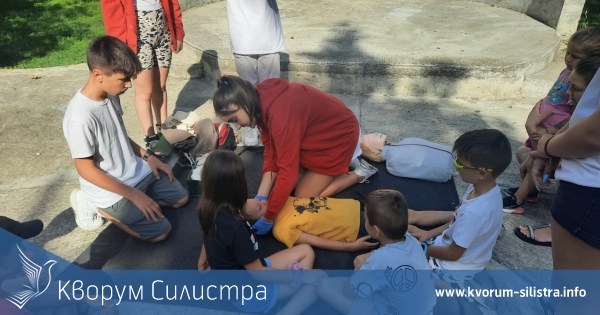 Доброволци на БМЧК в Силистра изнесоха лекция и демонстрация по първа помощ