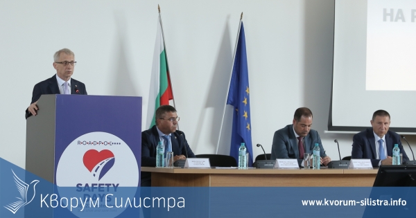 Премиерът към висши полицаи: Вършете си работата, имате нашата подкрепа