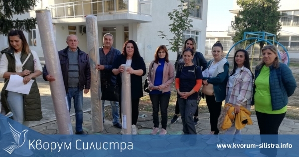 Кандидати за общински съветници от СДС дариха килими на Детска градина "Мир" в Айдемир