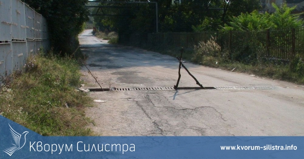 Дървени кръстове вместо табели вече в силистренските дупки