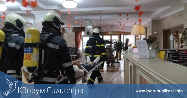 Огнеборци спасяваха пострадали в хотелски комплекс в Силистра