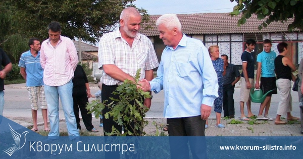В Брадвари, кандидатът за кмет на ГЕРБ засади дъб
