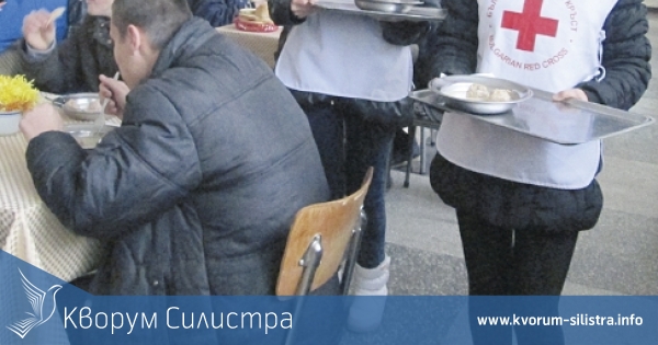 Топла храна от БЧК за силистренски ученици