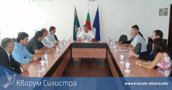 Среща на добра воля събра кандидатите за кмет при настоящия градоначалник на община Силистра