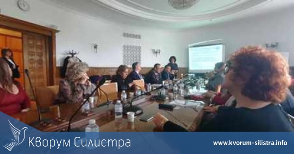 Експерти от Женско сдружение "Екатерина Каравелова" и Великотърновски университет посетиха Народното събрание