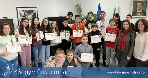 Ученици от ПМГ "Св. Климент Охридски" – Силистра с медали от "Математика без граници"