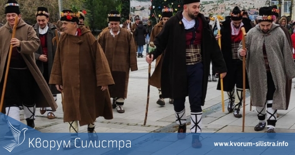 Коледа в Община Силистра: Пресъздаване на народния обичай, коледуване и празничен концерт