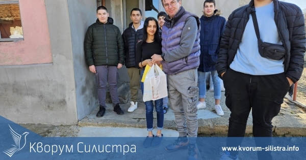 Учители и ученици от ПЗГ "Добруджа" в Силистра зарадваха семейства в нужда