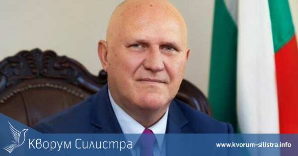 Предстоят нормативни промени, свързани с кариерното развитие на над 70 000 учители и директори