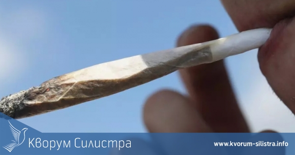 Наркотици в джоба: 15-годишен с канабис