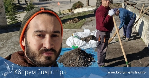 Почистване в Срацимир: Кмет, общински съветник и граждани обединяват усилия за по-чиста среда