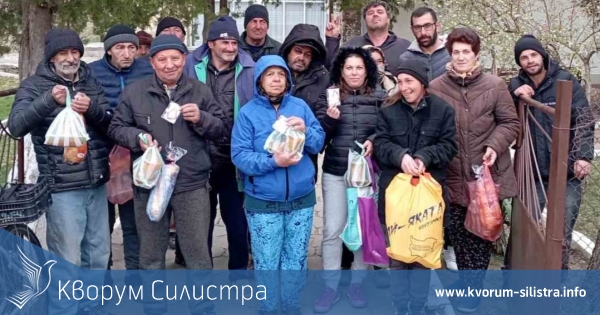 Кметът на Главиница зарадва потребителите на "Топъл обяд" и "Домашен социален патронаж" с мартеници