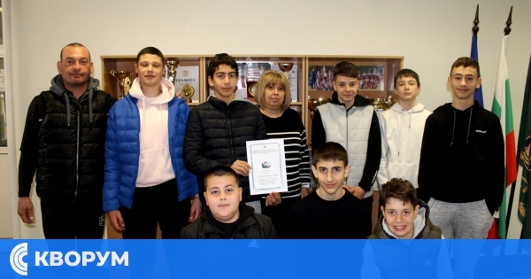 Отборът момчета по лека атлетика на ОУ "Св. св. Кирил и Методий" триумфира на Областното първенство