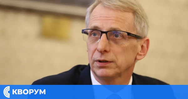 Правителството в оставка ударно вдига заплатите, в сряда още