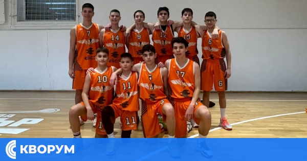 "Доростол" U15 на път за Плевен