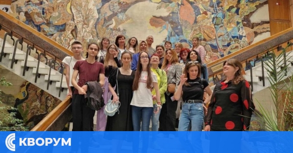 Студенти на РУ от Силистра посетиха Дом – паметник "Йордан Йовков" в Добрич