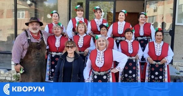 ФГНП "Китка" от село Черногор блесна на Фолклорен фестивал "Драгоево пее и танцува" 2024