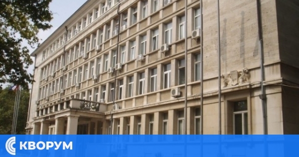 Съдът във Варна остави в ареста обвинен в извършването на грабеж за 100 000 лева в Силистра